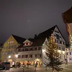 Schoene In Der Altstadt Daire *