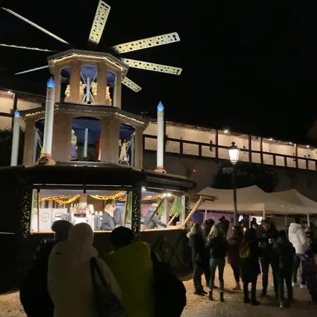 Schoene In Der Altstadt *